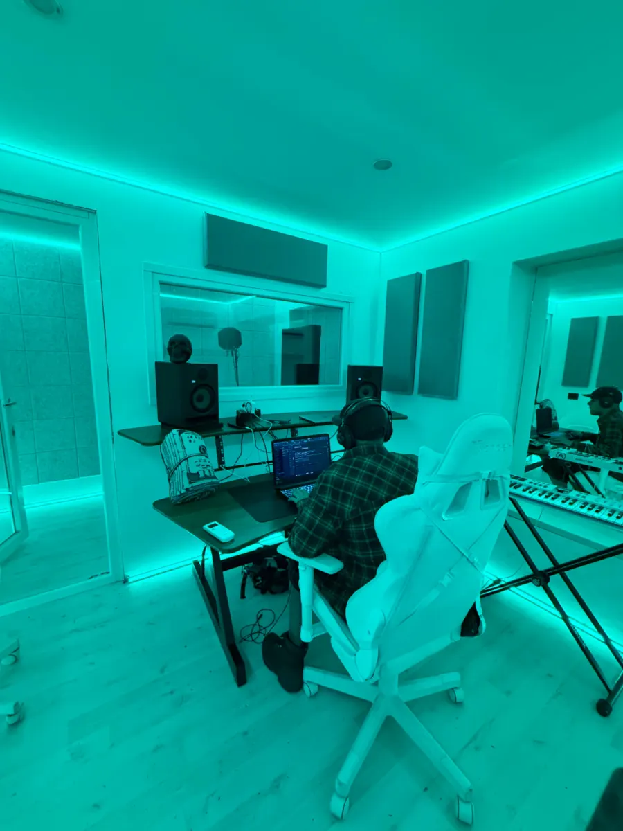 Lo studio di registrazione di Made4Fame House